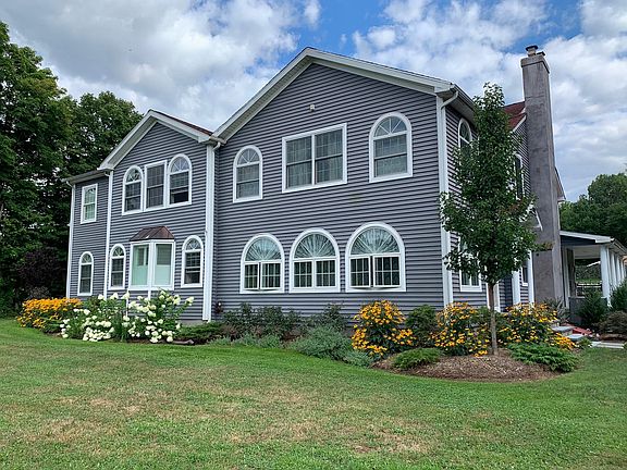 Street view of Meadowbrook Estate