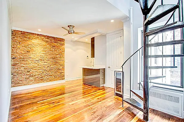 Rented by Century 21 Premier  | media 5