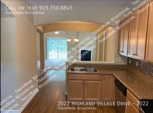 2022 Highland Village Dr #2022, Cary, NC 27511