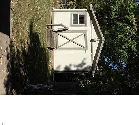 4th image of 107 Grether Ave