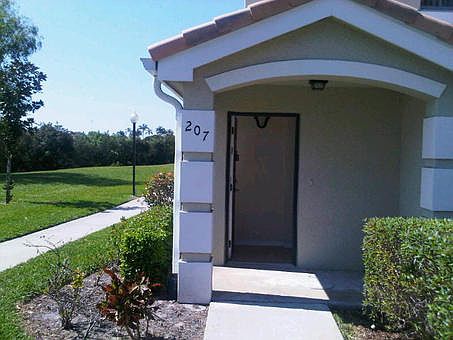 1st image of 140 SW Peacock Blvd APT 207