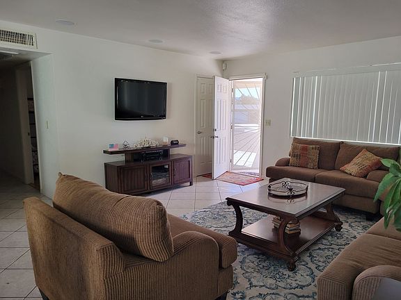 5th image of 274 Saguaro Dr