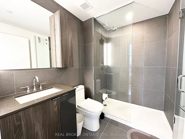 15 Mercer St #818 — Photo 16
