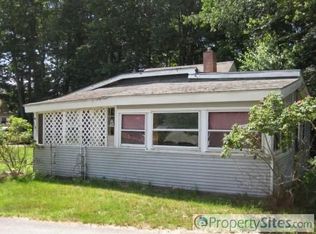 115 Lakeshore Dr, West Brookfield, MA 01585