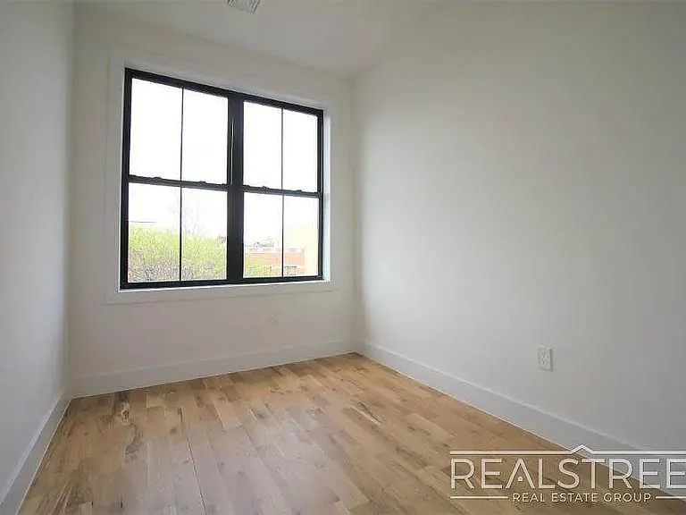 144A Sumpter St #3 — Photo 9