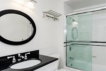 2 bed, 1.0 bath, 99999 sqft, $3,400 — Photo 2