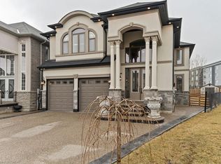 88 Chartwell Cir, Hamilton, ON L9A0C4