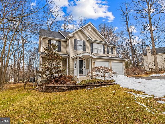 3rd image of 665 Braeburn Dr