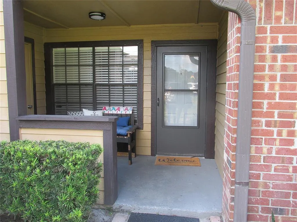 2 bed, 1.0 bath, 867 sqft, $1,500 — Photo 4