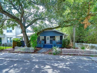 902 W Columbus Dr, Tampa, FL, 33602