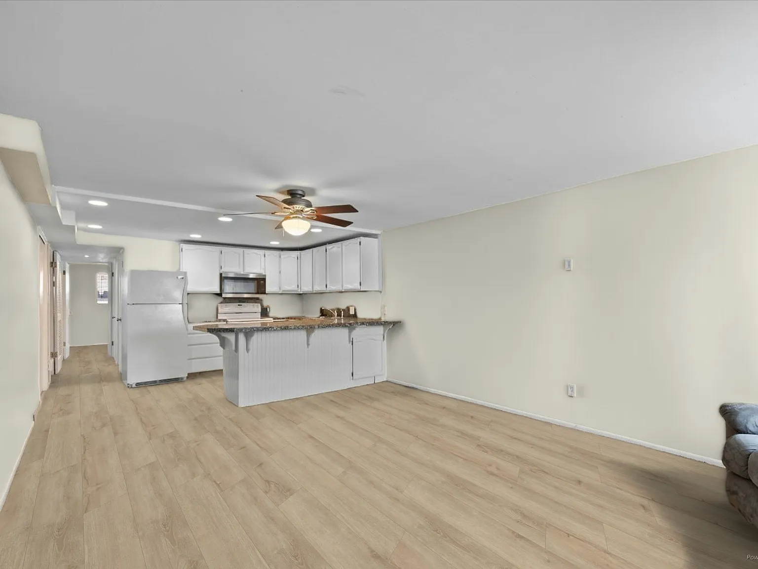 2 bed, 1200 sqft, $1,950 — Photo 3