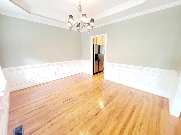1217 Crozier Ct — Photo 10