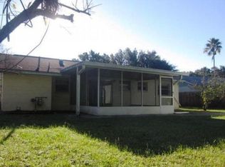 2844 Central Dr, Sanford, FL 32773