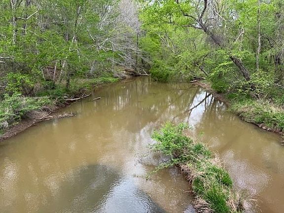 4th image of Lake Hardeman Rd