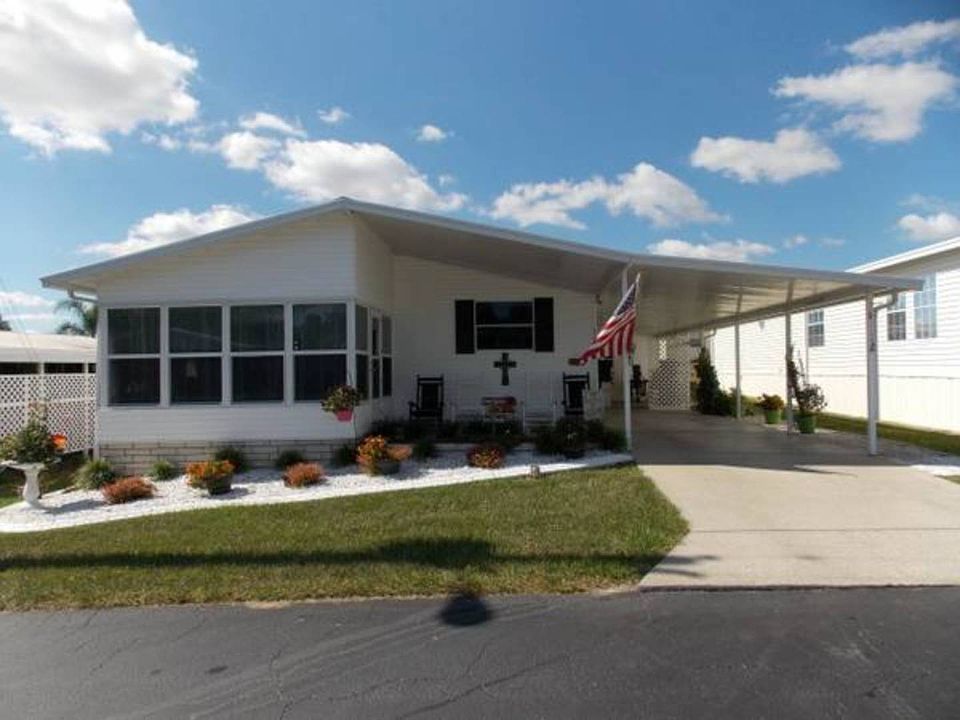 1st image of 11601 Sportsman Ct