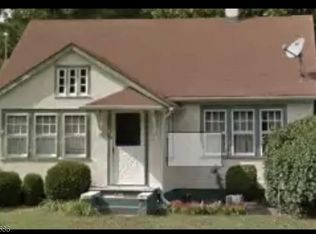 1476 Silverton Rd, Toms River, NJ 08755