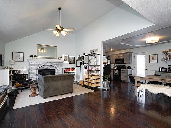 4th image of 505 Newport Dr