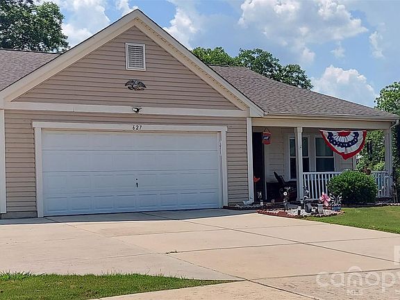 5th image of 627 Smokehouse Ln