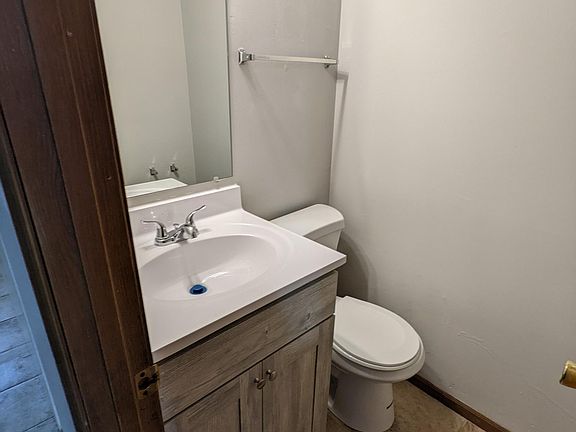 3rd image of 3714 W 73rd Pl