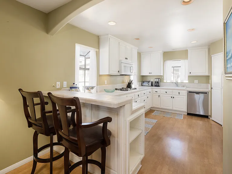 1744 Manhattan Ave #UPPER — Photo 16