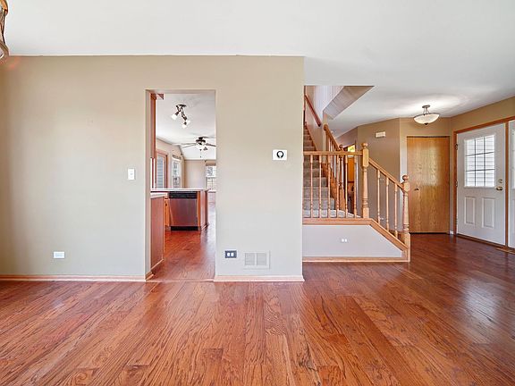 3rd image of 1656 Gleneagle Dr