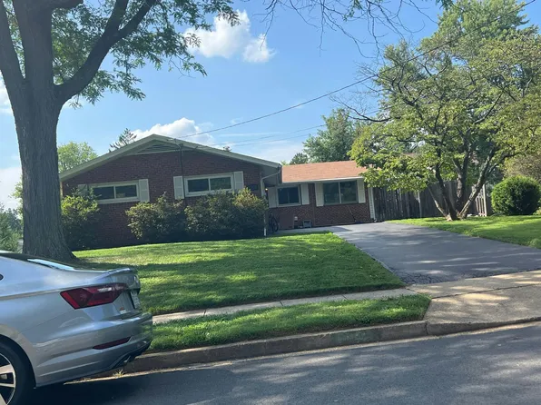 10102 Cornwall Rd, Fairfax, VA 22030