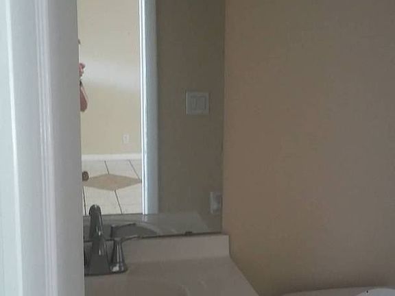 5th image of 10716 W Meadowlea Cir