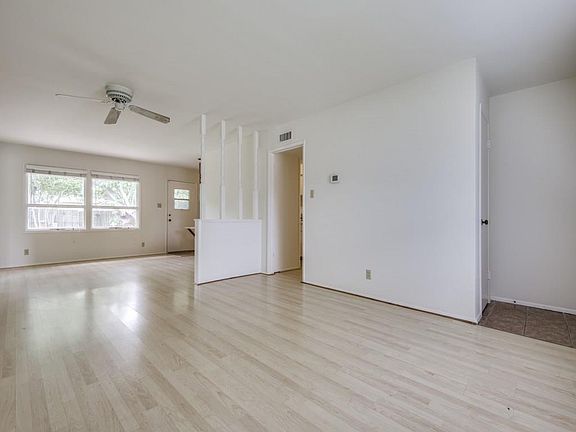 5th image of 3331 Brockway Dr