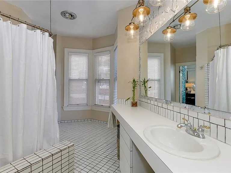 632 Redgate Ave — Photo 10