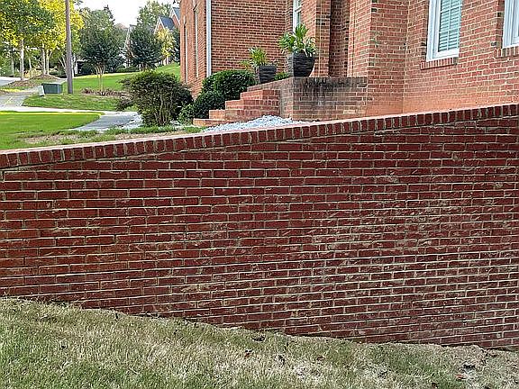 New retaining wall