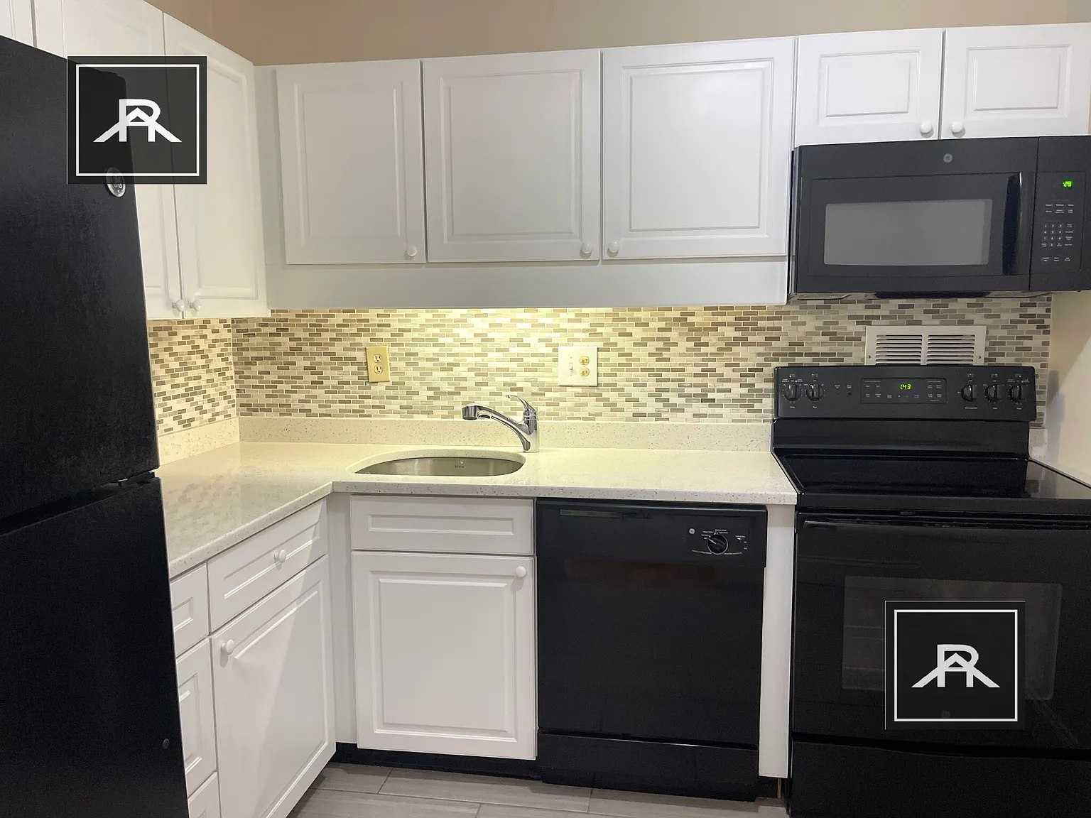 3 bed, 2.0 bath, $5,000 — Photo 1