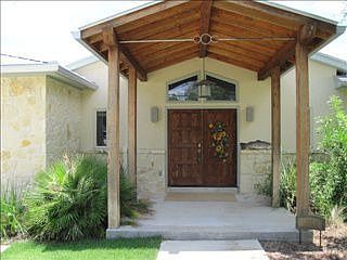 3rd image of 1072 Kings Point Dr