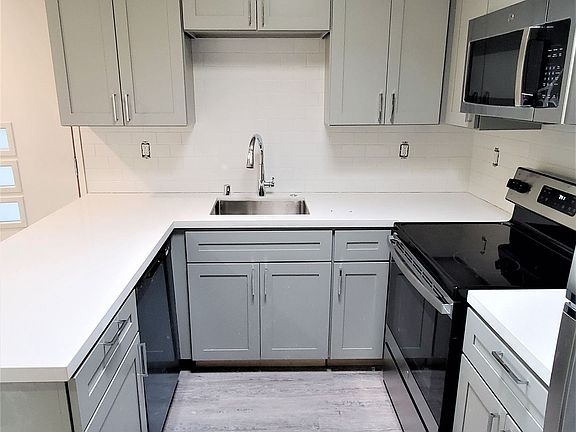 4th image of 34 Visitacion Ave #16