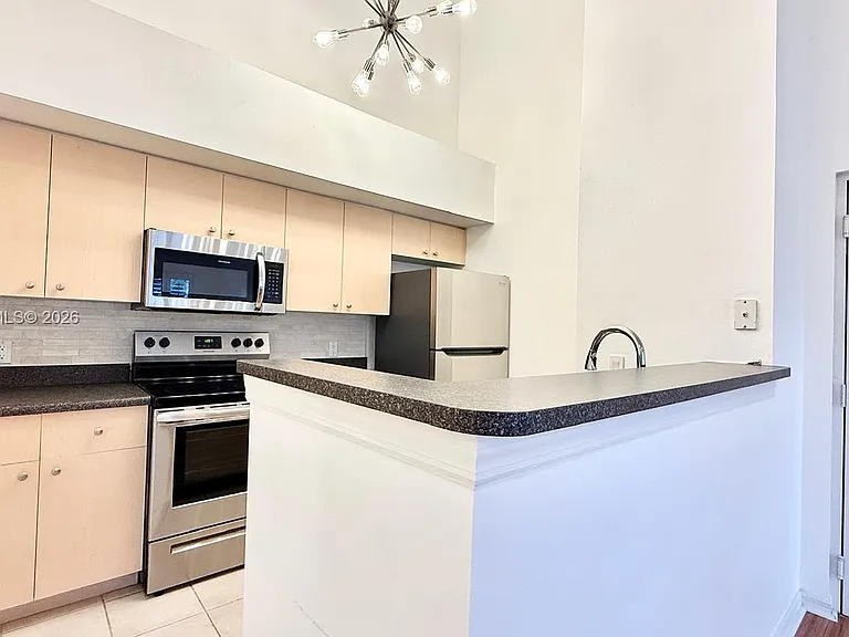 4220 San Marino Blvd #303 — Photo 7