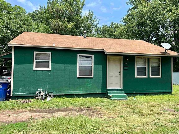 2nd image of 101 Linda Ln