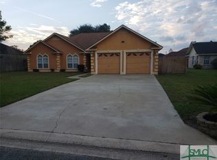 1905 Stonehenge Dr, Hinesville, GA 31313