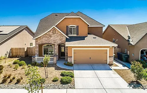 1201 N Academy Dr Photo 1