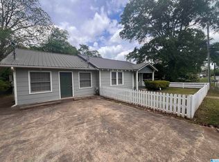 404 Madison Ave NW, Jacksonville, AL 36265