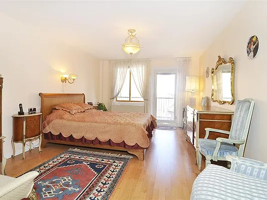 Sold by Robert E. Hill  | media 23