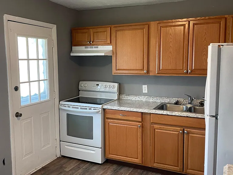 610 Ruth Ave #7 — Photo 7