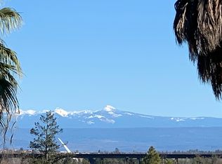 591 Turquoise Ct, Redding, CA 96003