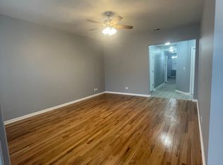 1300 W 64th St #3E, Chicago, IL 60636
