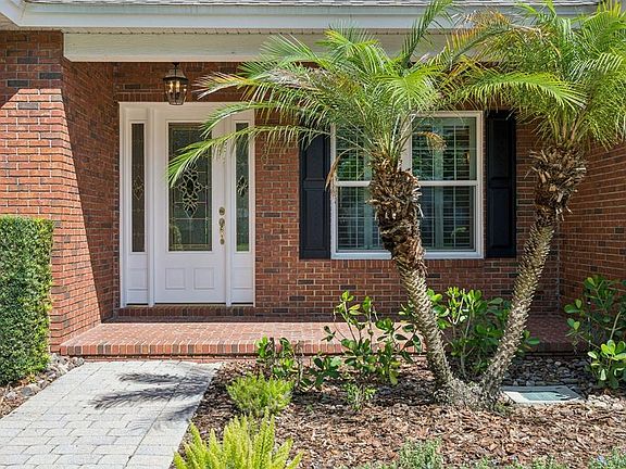 3rd image of 440 TIERRA VERDE LANE