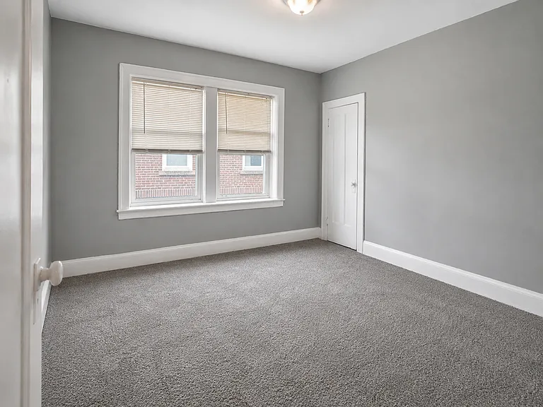 1368 West Blvd #9 — Photo 4
