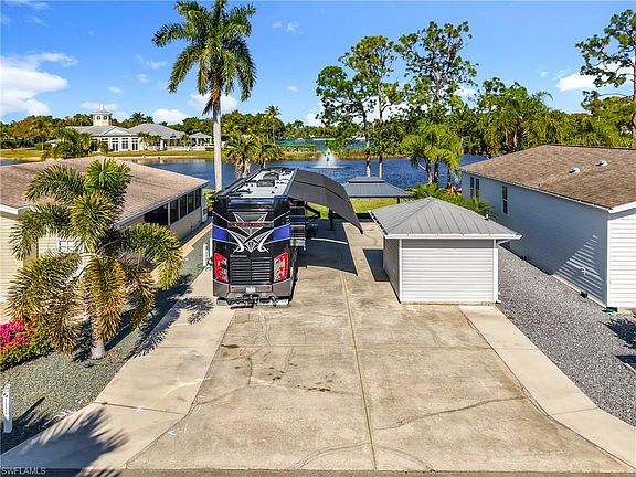 3rd image of 5934 Brightwood DR