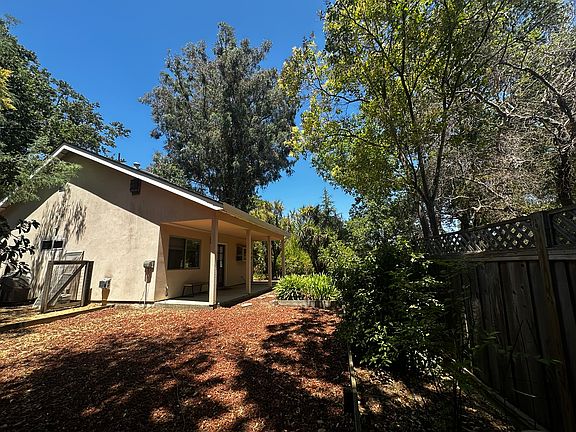 5th image of 610 Eldridge Ct #A