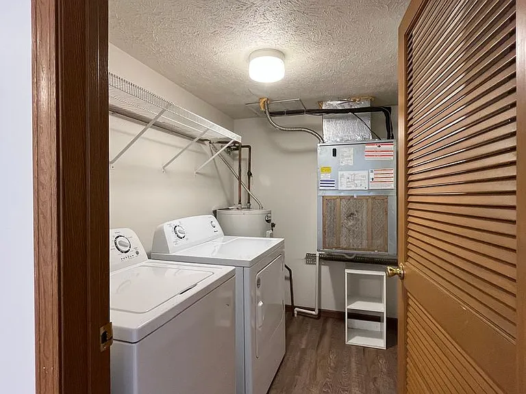 1001 Fannon Dr — Photo 7