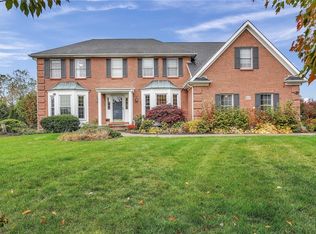8547 Quincy Ct, East Amherst, NY 14051