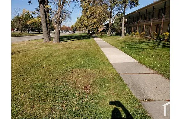 Building Photo - 23800 Kelly Rd #10