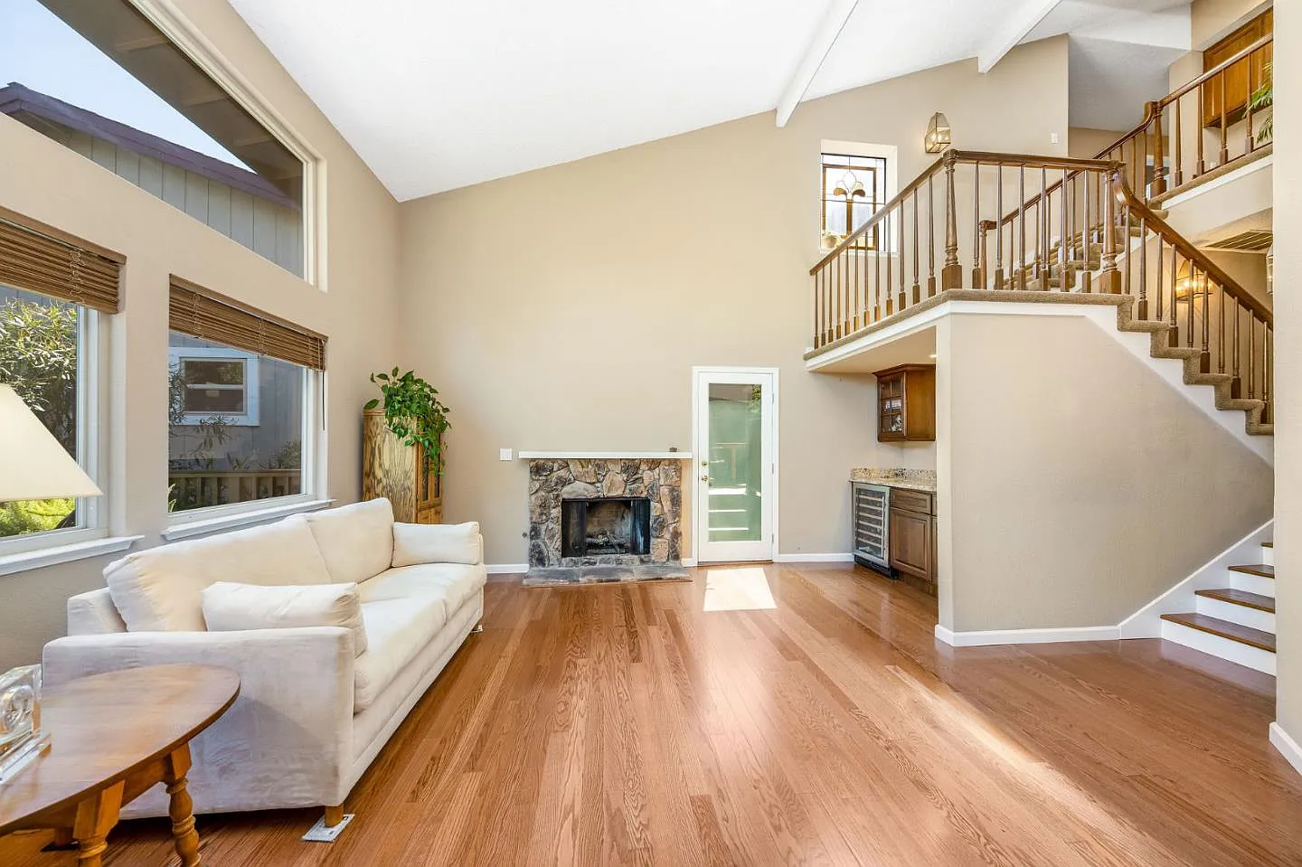 16 Cobblestone Ln photo 1
